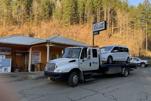 Accident Recovery-in-Haystack Rock-Oregon