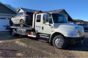 Box Truck Towing in Oceanside Oregon