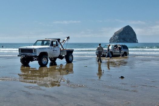 Motorcycle Towing-in-Haystack Rock-Oregon