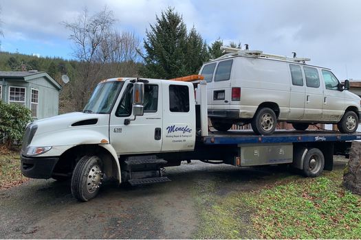 Truck Towing-in-Cloverdale-Oregon